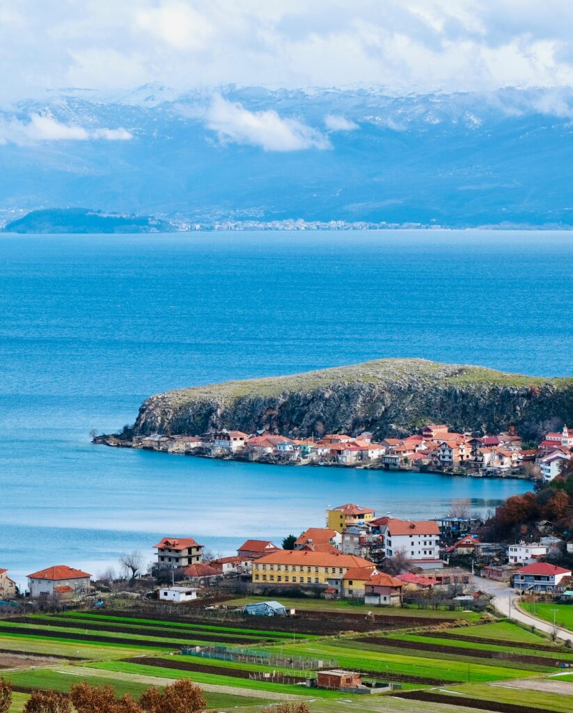 Viajar a Albania barato